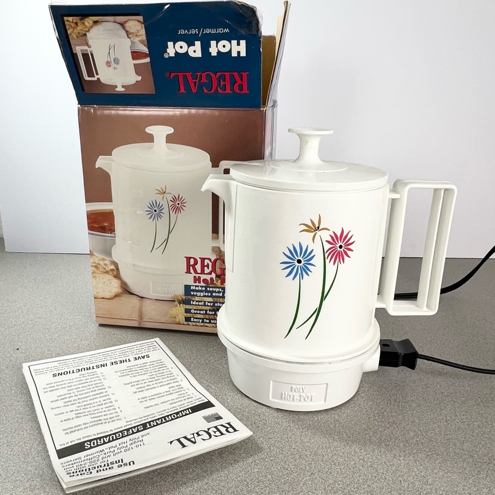 Vintage 5 Cup Regal Hot Pot white with Floral pattern heat Water Dorm Motel